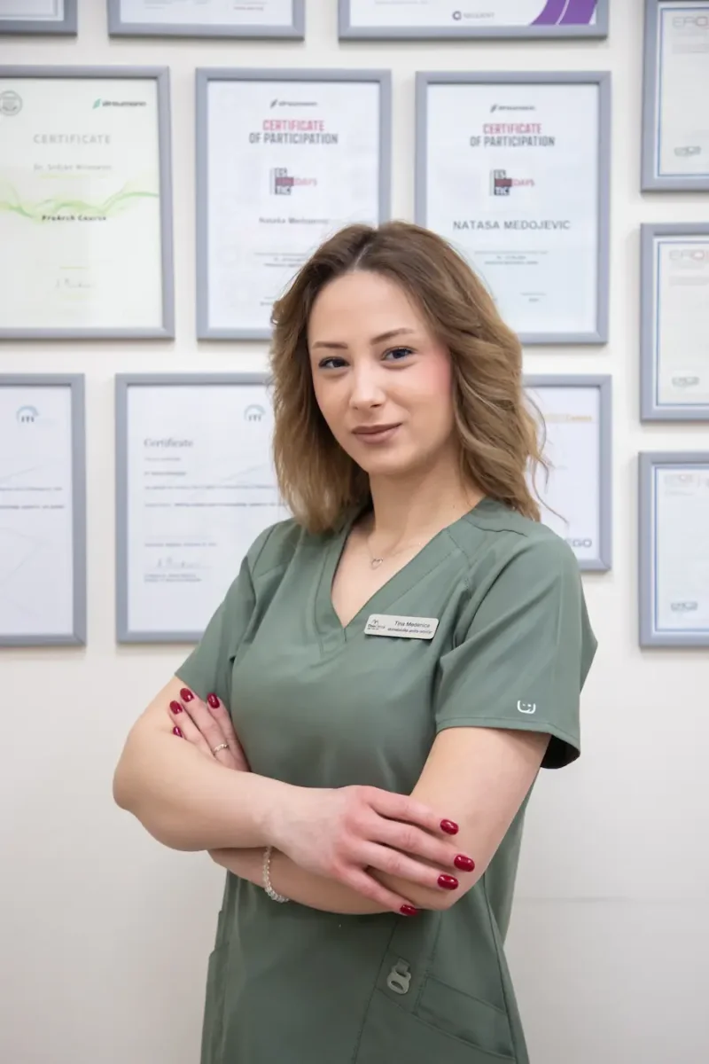 Dr Tina Medenica